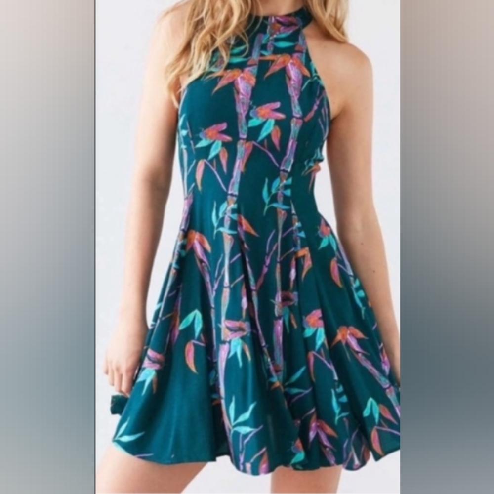 Kimichi Blue Green Bamboo Mini Dress Size Medium